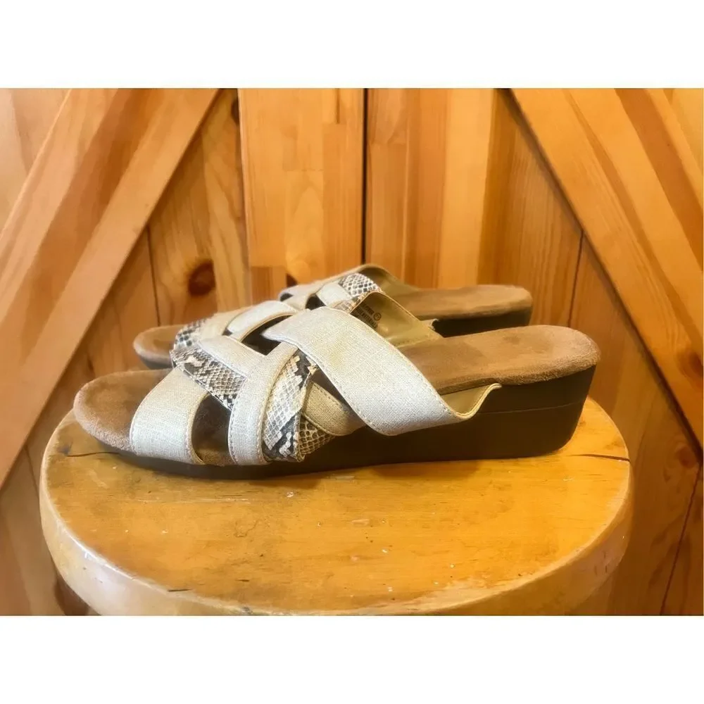A2 Aerosoles Womens Sandals 10M Flowerpower Khaki Tan Snake Print Wedge Heel